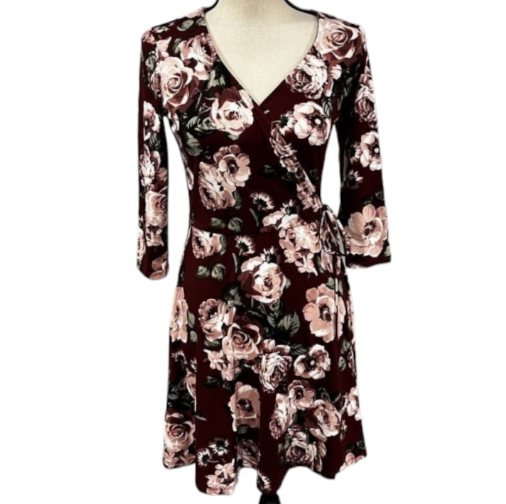 Amywear Floral Wrap Dress Long Sleeve Size M
